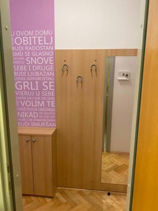 Apartmán Self Check-In Studio With Wi-Fi And Parking Place Záhřeb Exteriér fotografie